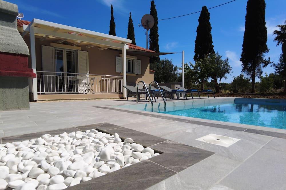 Photo of Outdoor in Ntomata