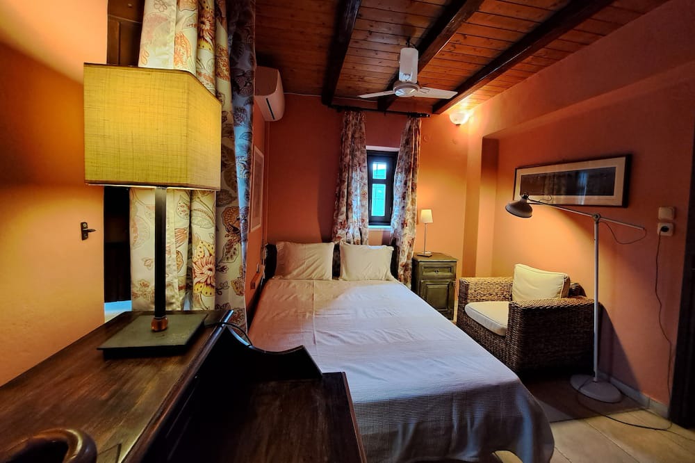 Photo of Bedroom in Alika