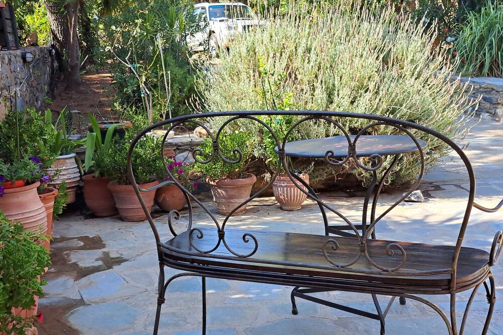Photo of Patio Balcony in Alika
