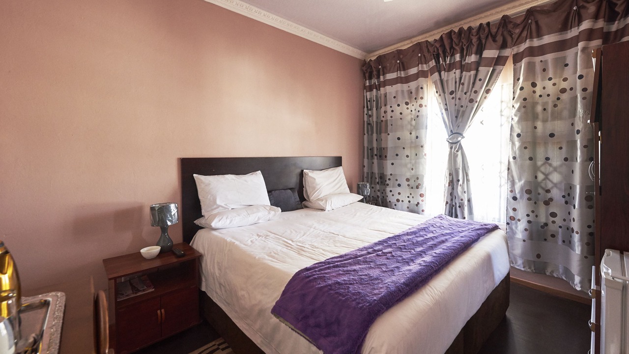 Photo of Bedroom in Greater Johannesburg Metropolitan Area