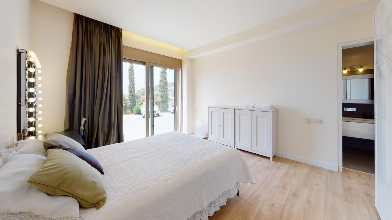 Photo of Bedroom in Saronikos
