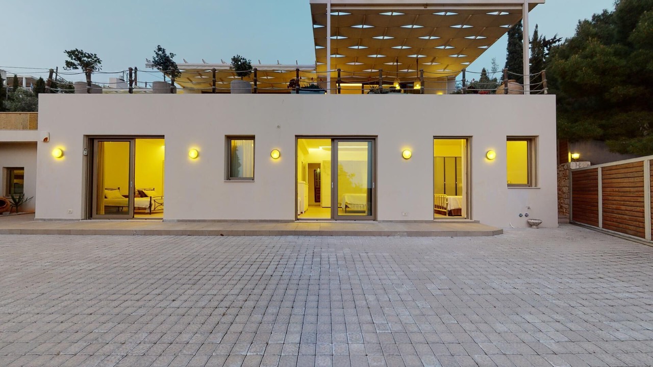Photo of Outdoor in Saronikos
