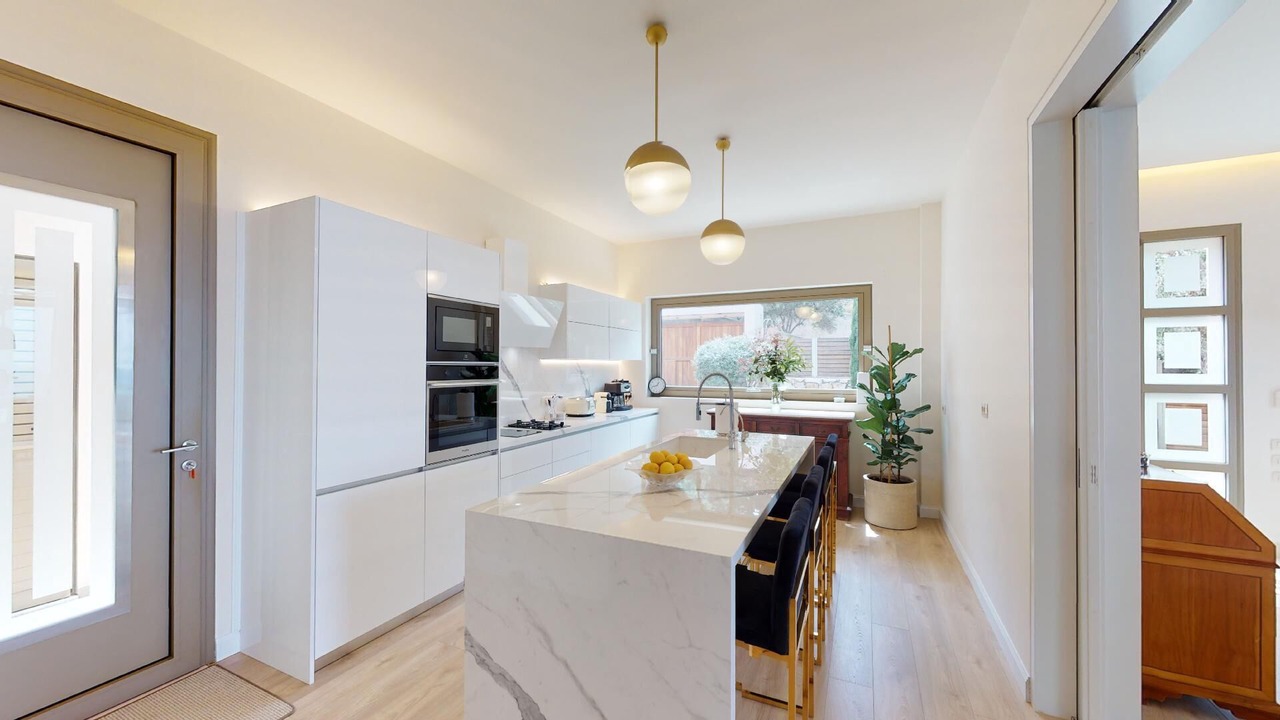 Photo of Kitchen in Saronikos