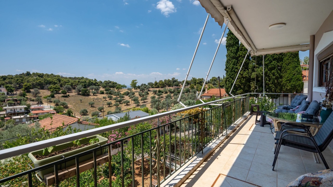 Photo of Others in Eretria