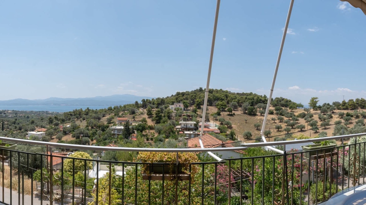 Photo of Others in Eretria