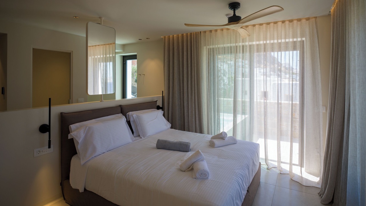 Photo of Bedroom in Tourlos