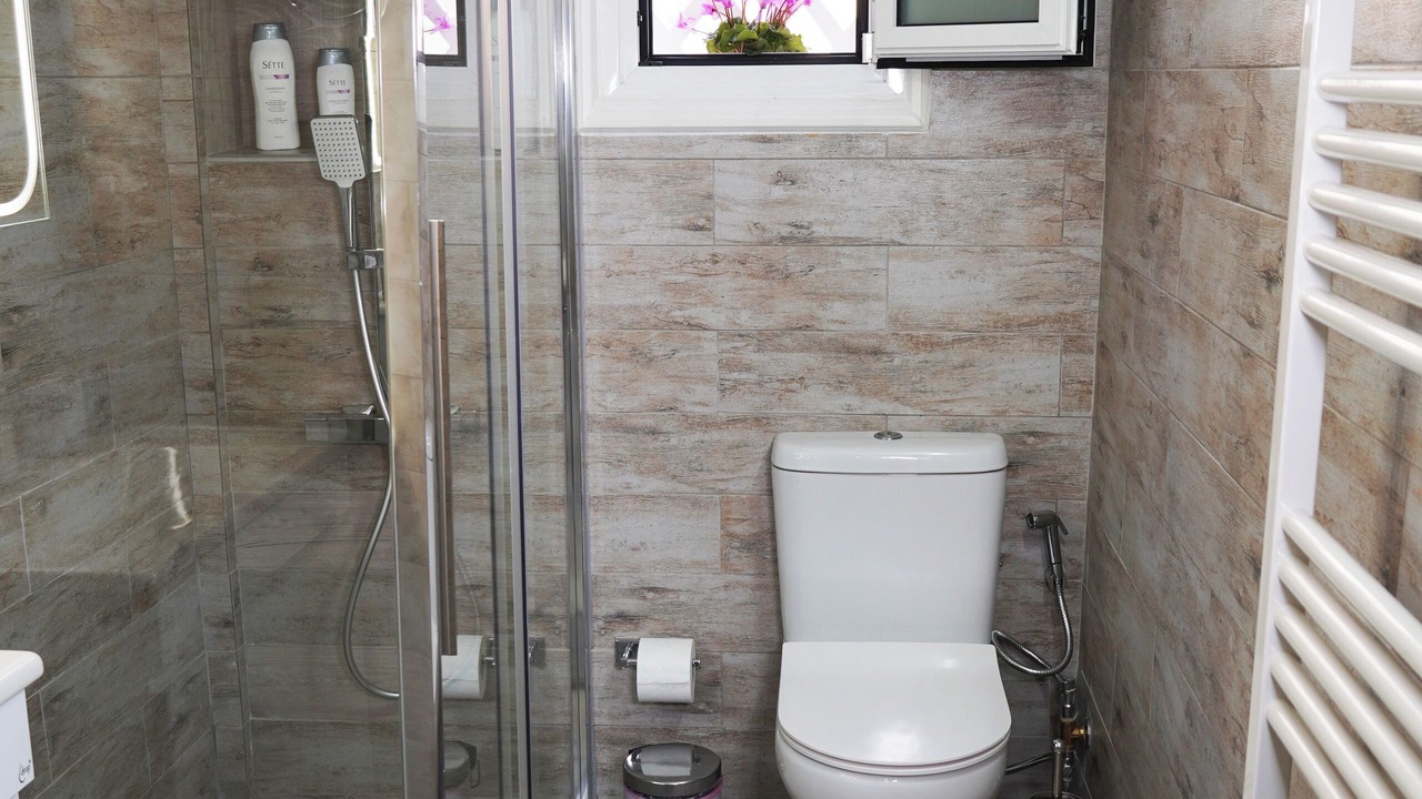 Photo of Bathroom in Petralona