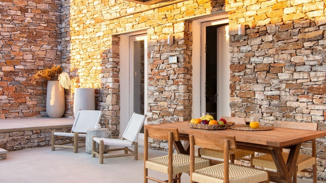 Photo of Outdoor in Kamares