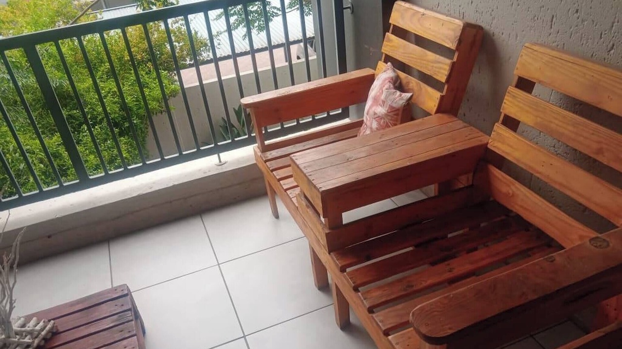 Photo of Patio Balcony in Lone Hill