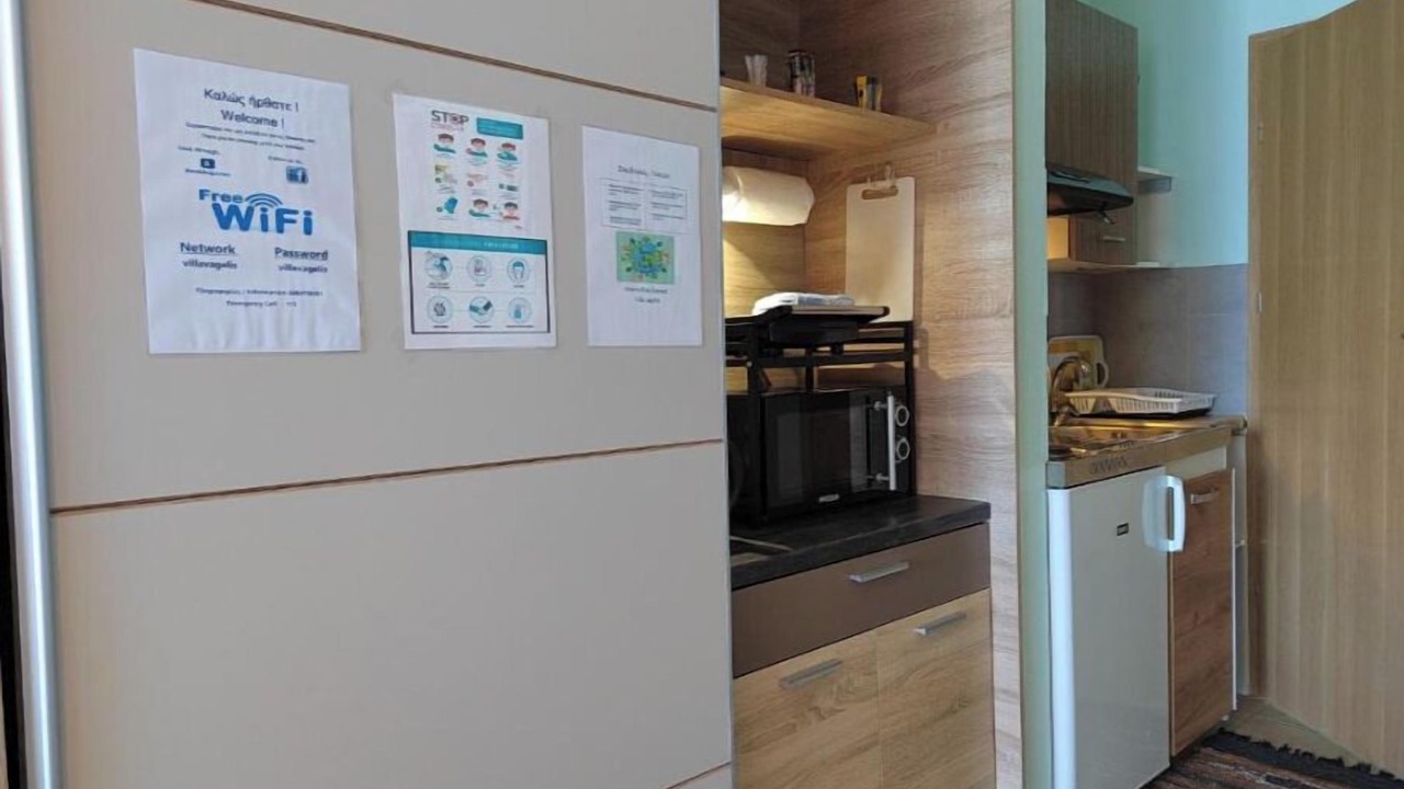 Photo of Kitchen in Mourteri