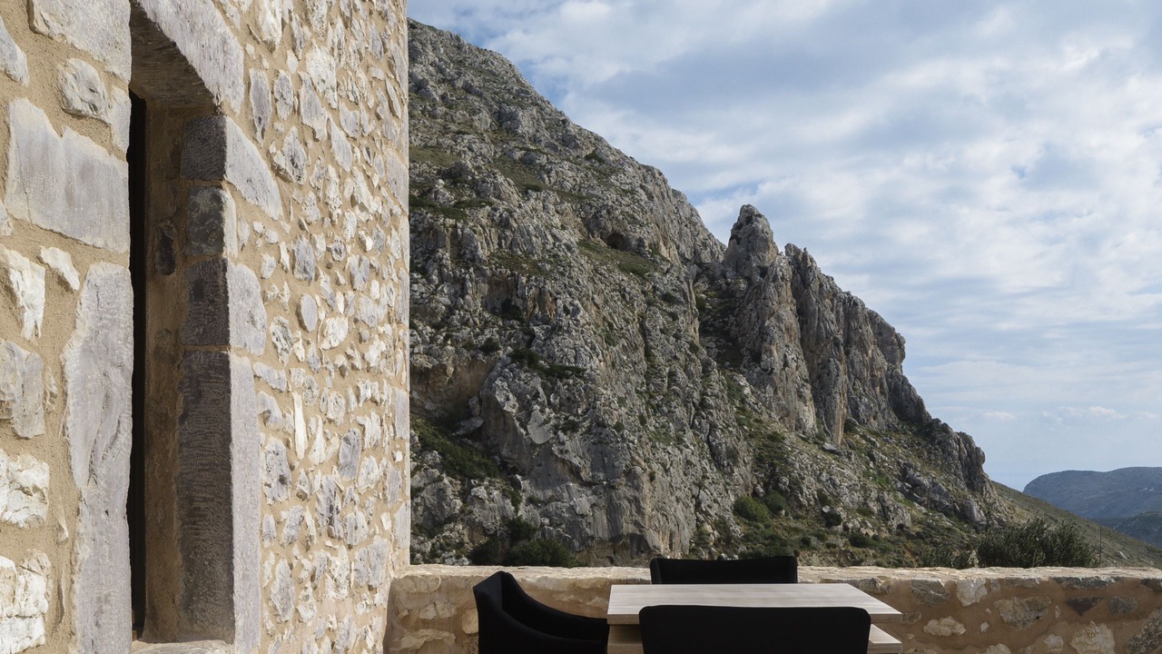 Photo of Outdoor in Omales