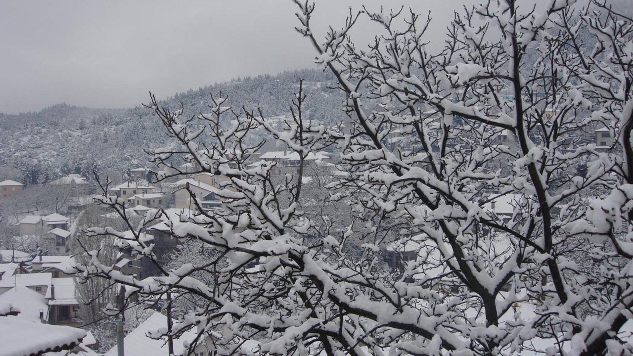 Photo of Outdoor in Eptalofos