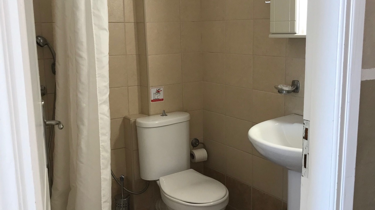 Photo of Bathroom in Sarakiniko