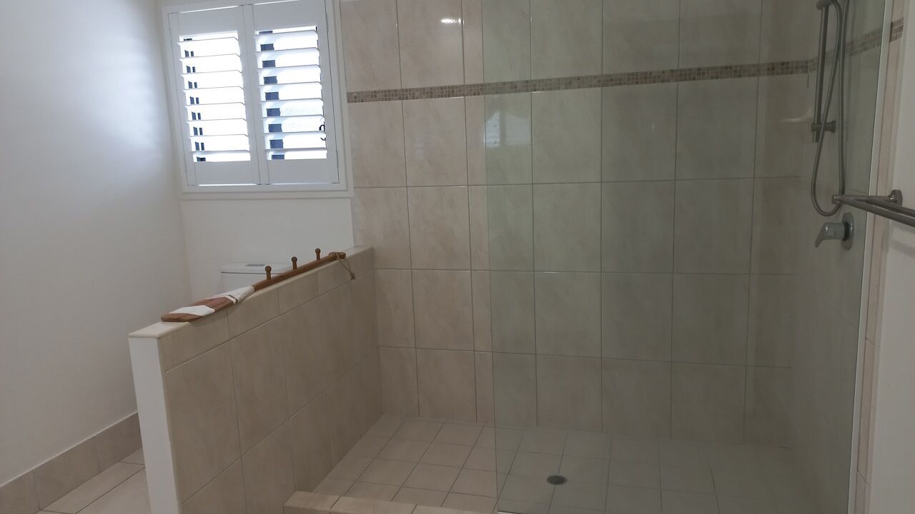 Photo of Bathroom in Tinbeerwah