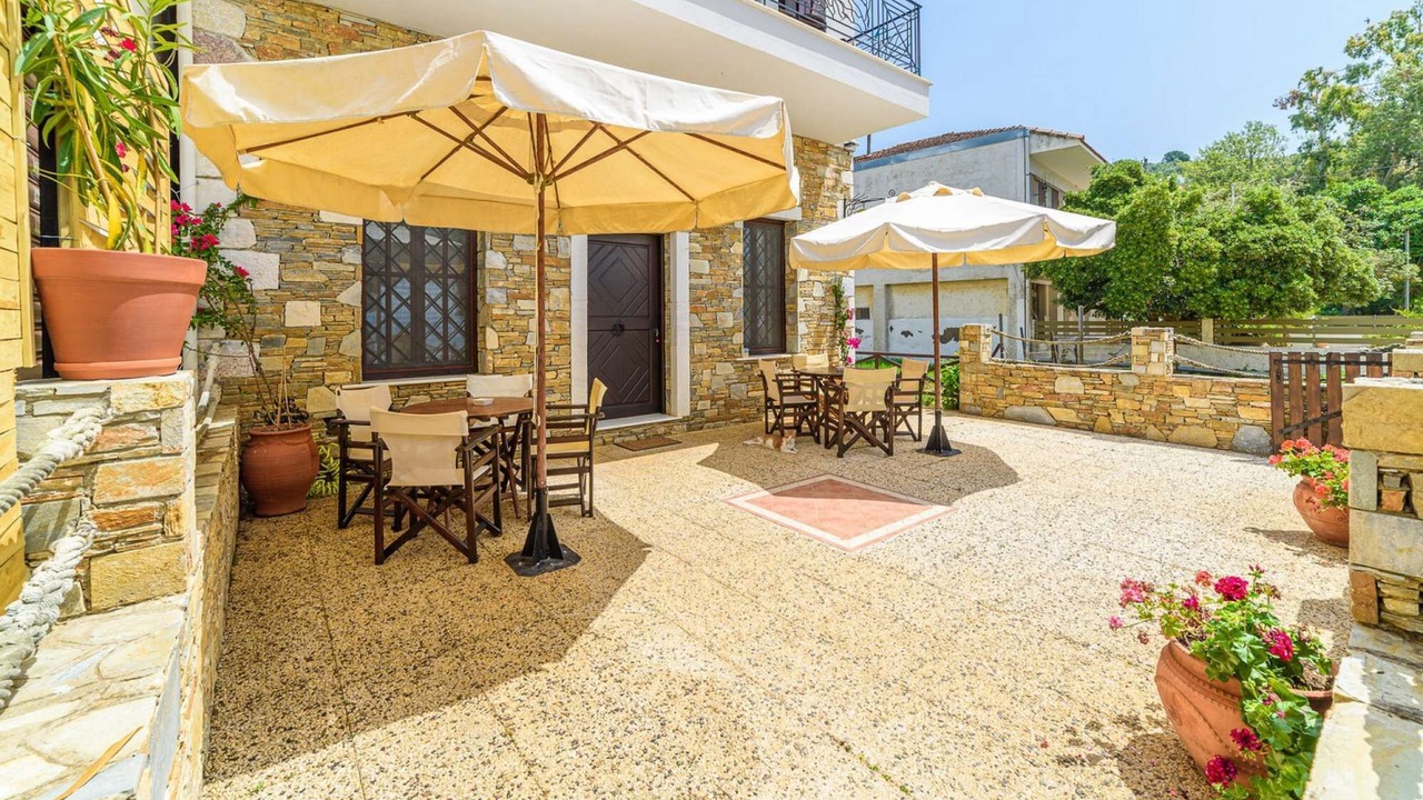 Photo of Outdoor in Platania