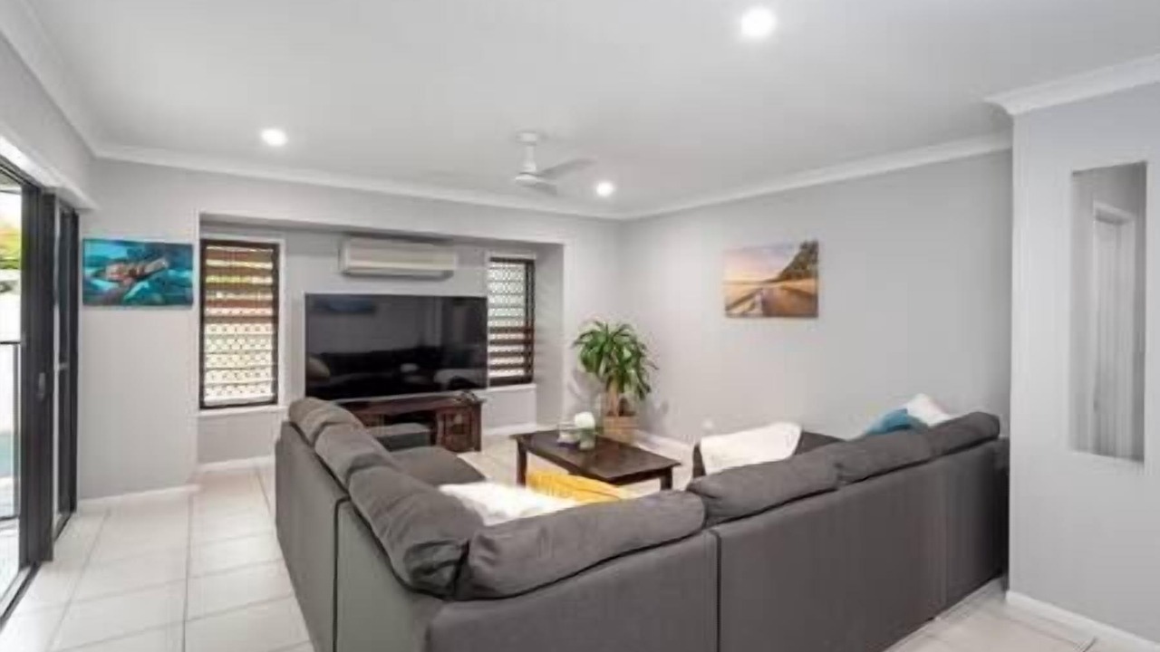 Photo of Livingroom in Kewarra Beach