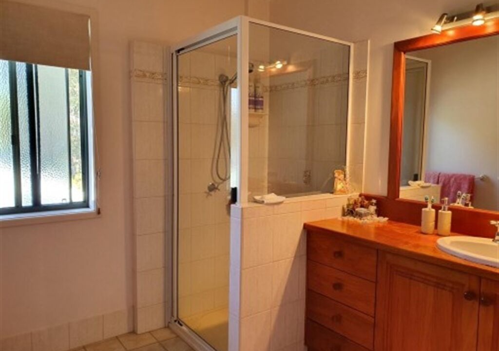 Photo of Bathroom in Orchid Beach