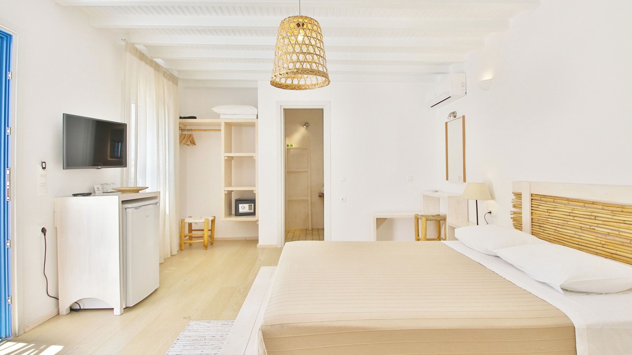 Photo of Bedroom in Houlakia