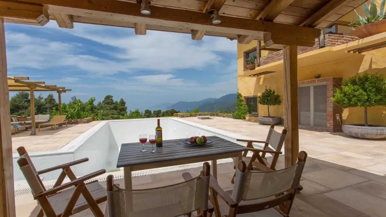 Photo of Outdoor in Stratoni