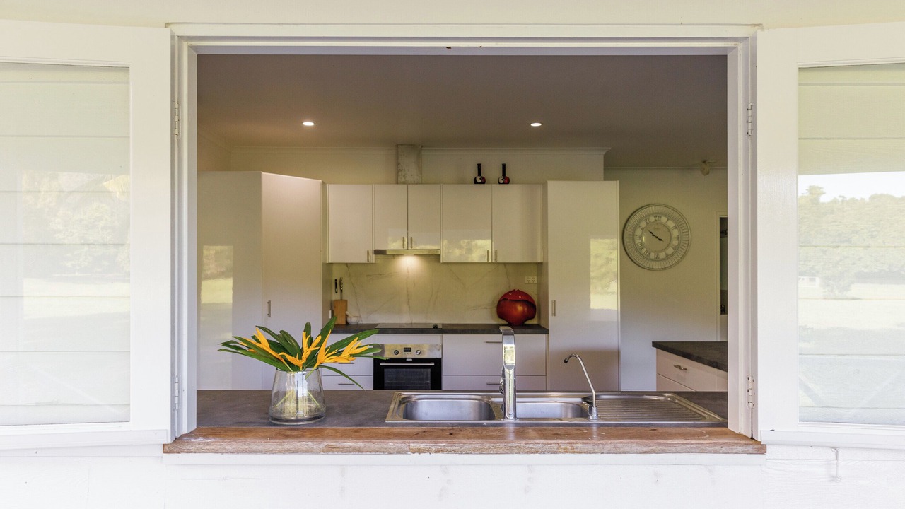 Photo of Kitchen in Oak Beach