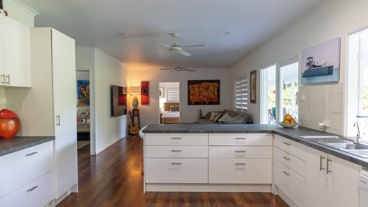 Photo of Kitchen in Oak Beach