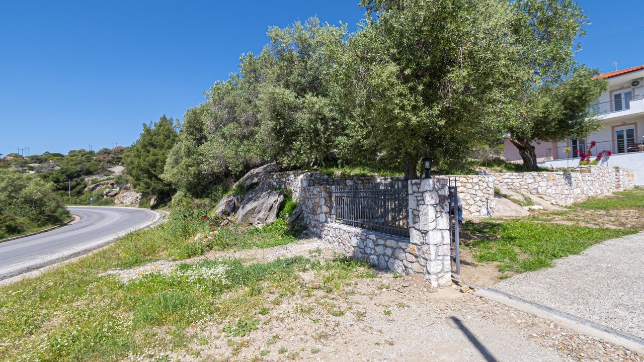 Photo of Outdoor in Elia
