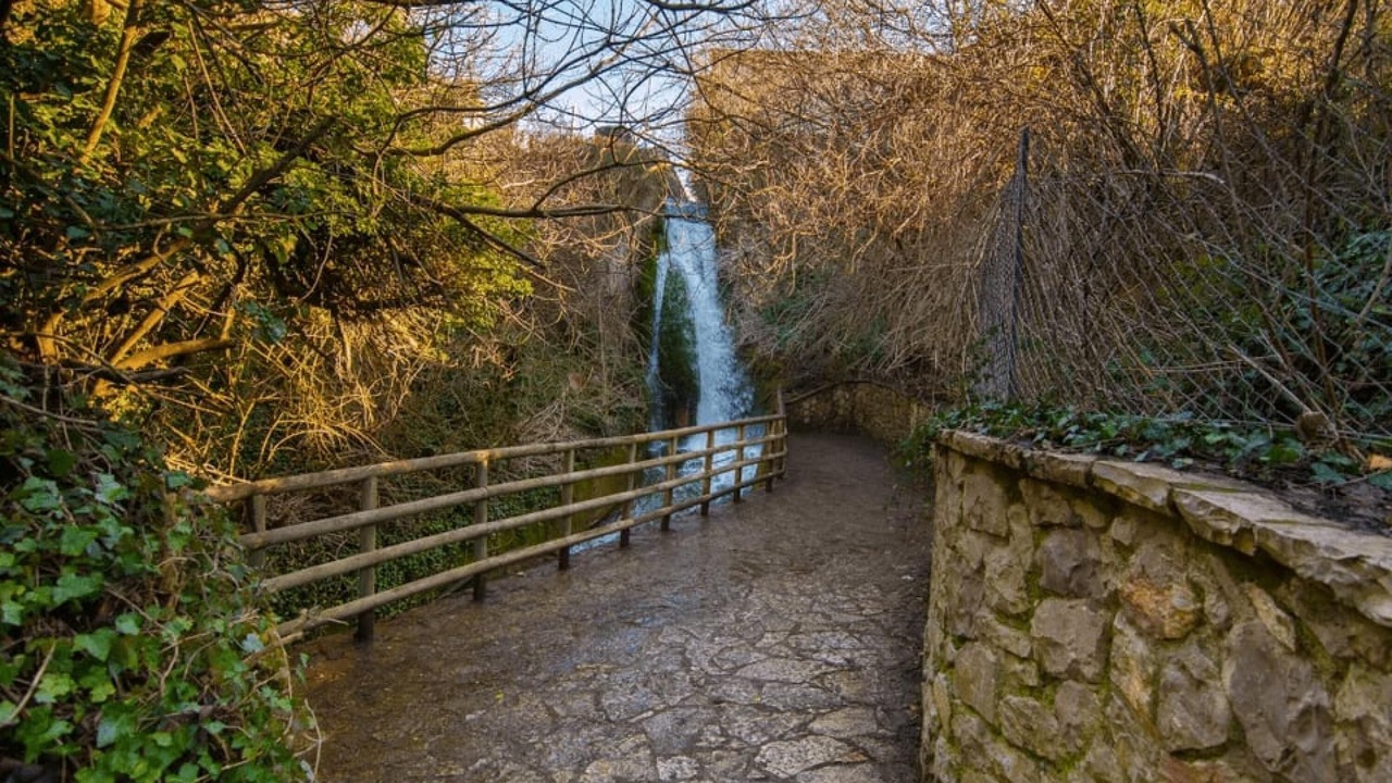 Photo of Others in Eptalofos
