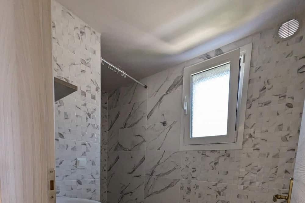 Photo of Bathroom in Kamena Vourla