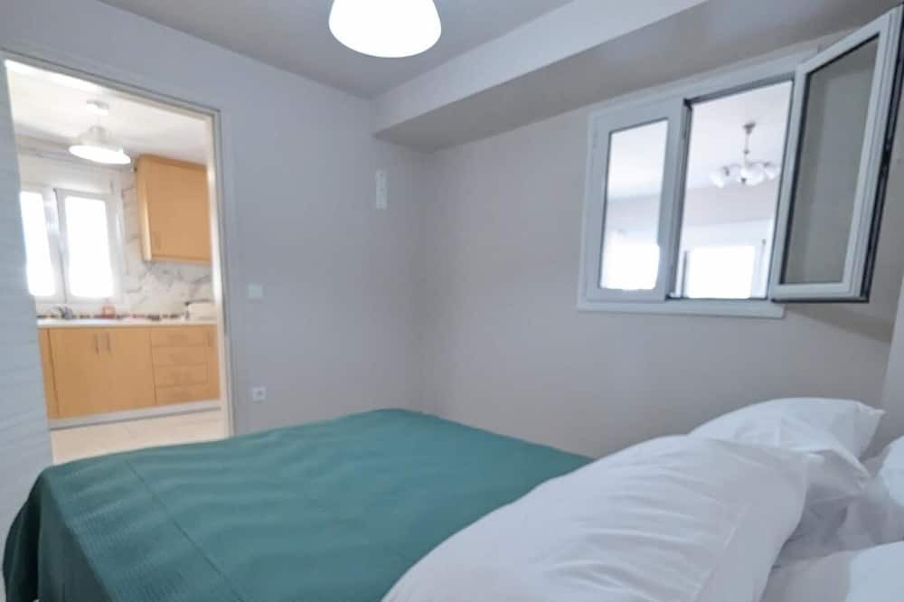 Photo of Bedroom in Kamena Vourla
