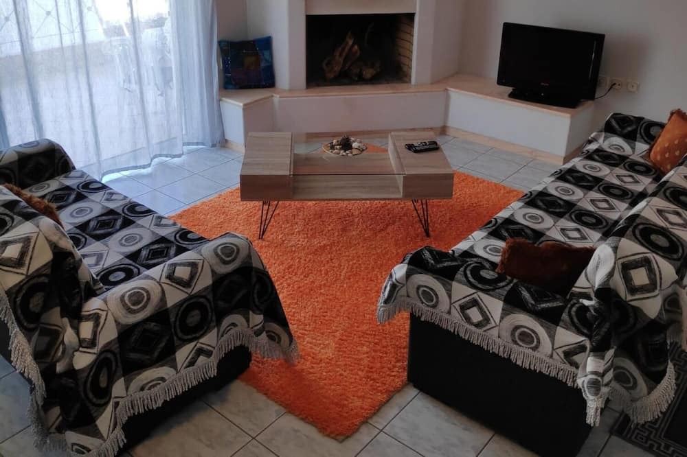 Photo of Livingroom in Molos-Agios Konstantinos