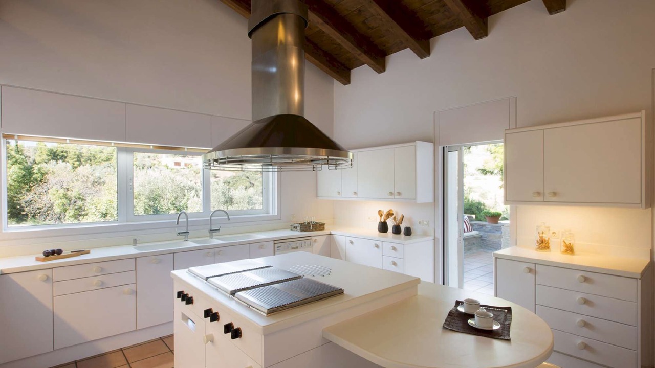 Photo of Kitchen in Amarinthos