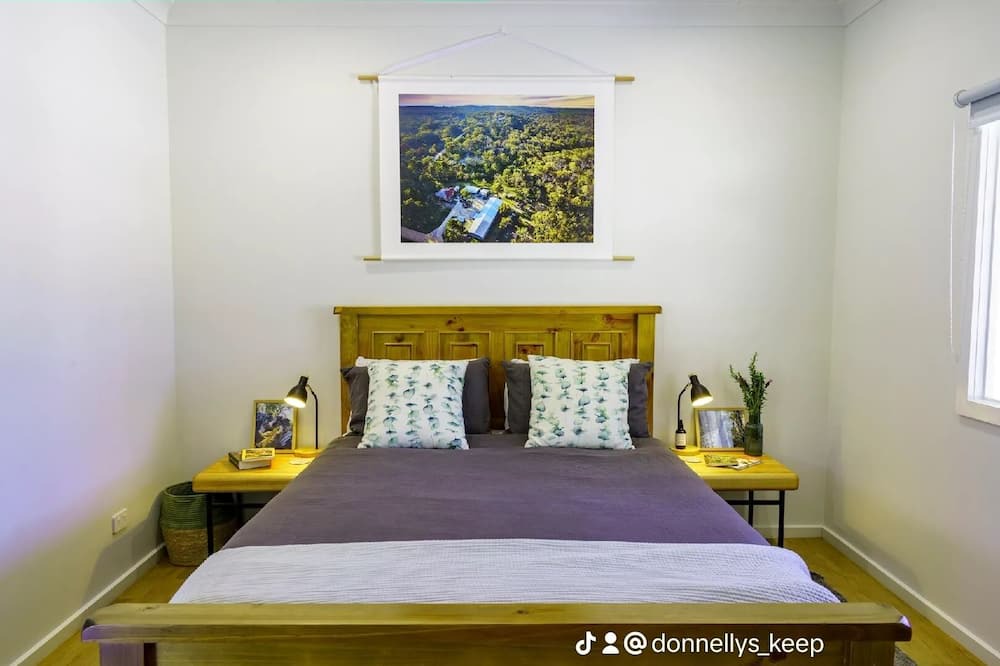Photo of Bedroom in Pozieres