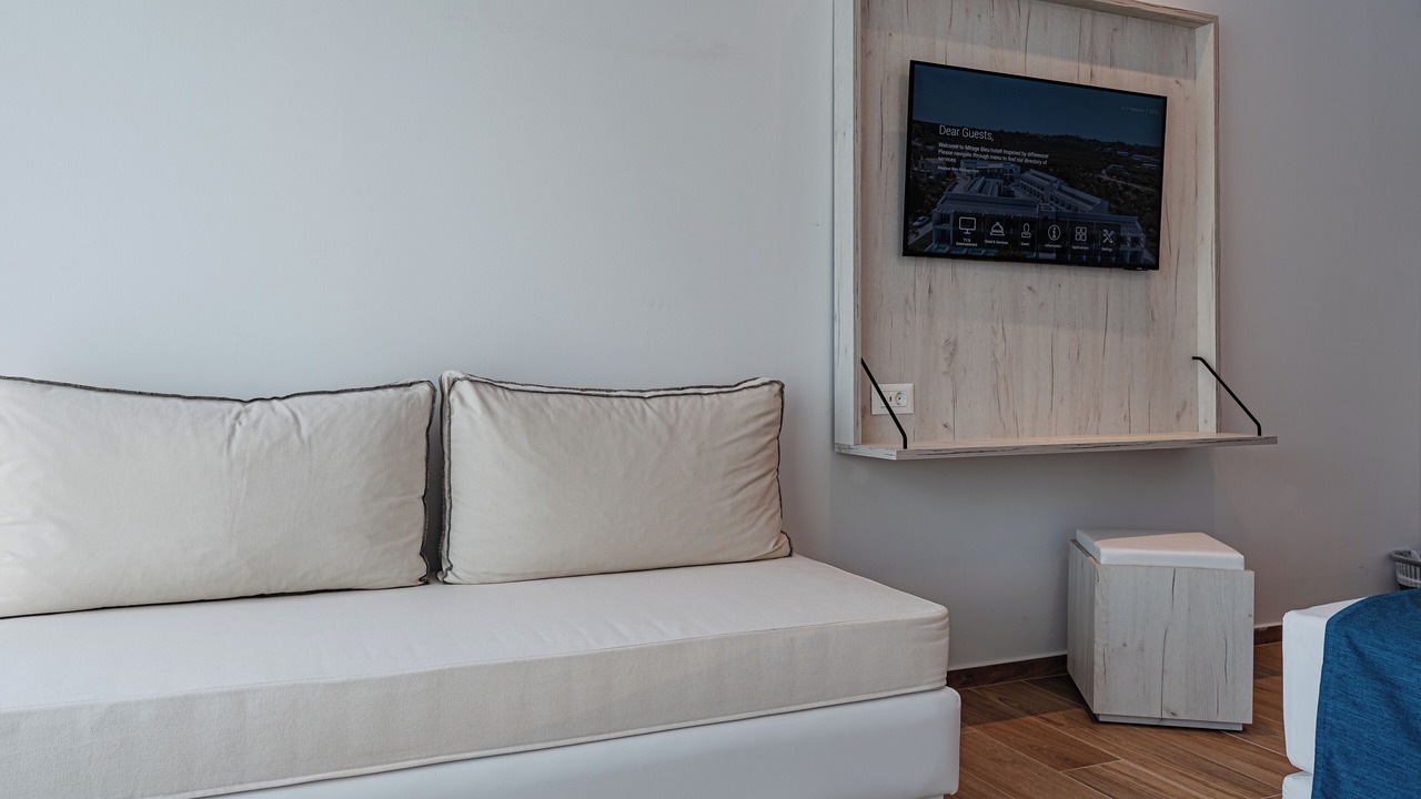 Photo of Bedroom in Neromilos