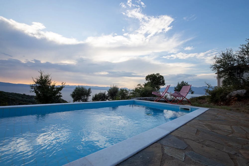 Photo of Outdoor in Kitries