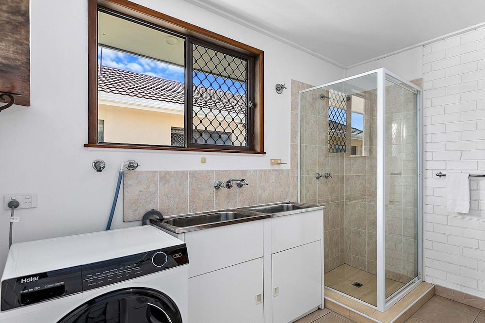 Photo of Bathroom in Point Vernon