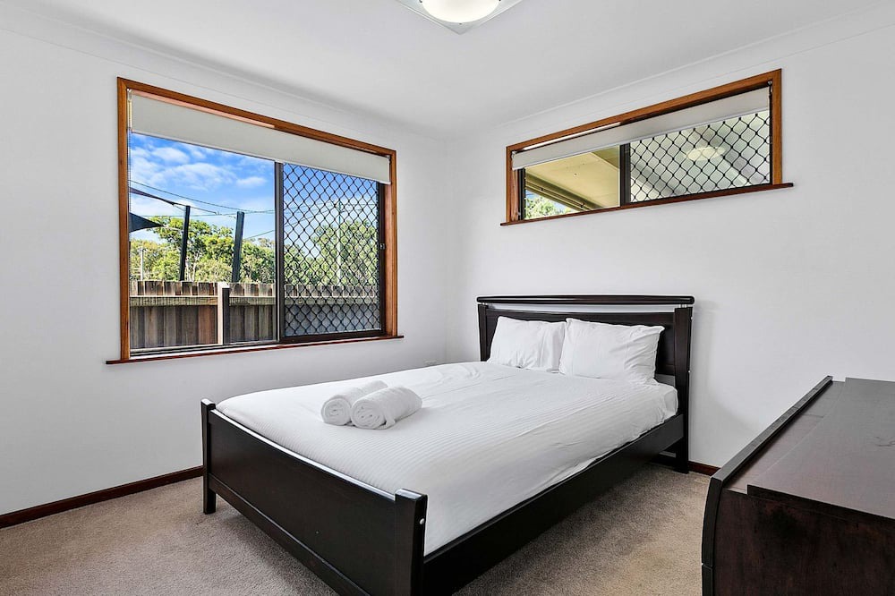Photo of Bedroom in Point Vernon