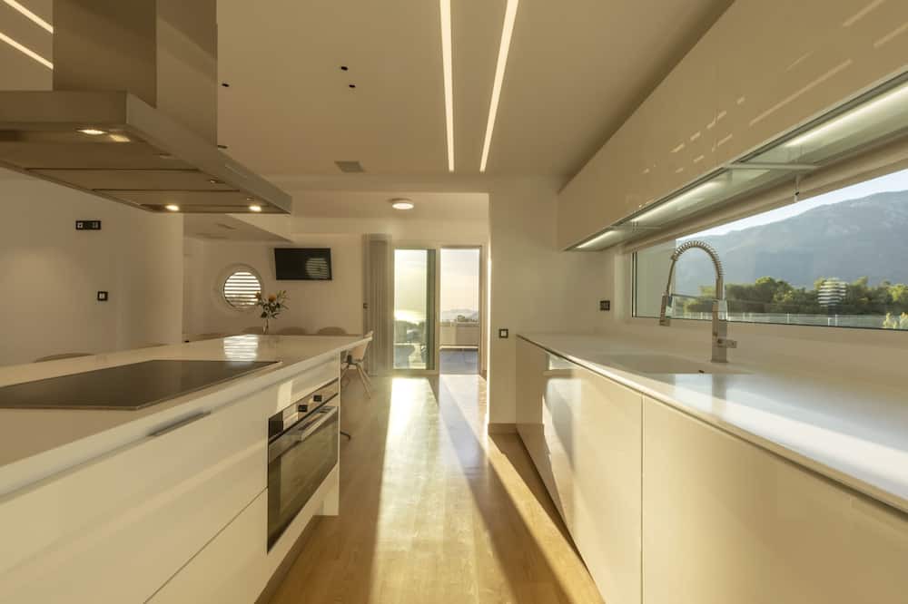 Photo of Kitchen in Loutraki