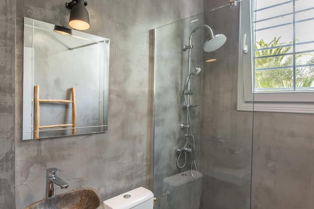 Photo of Bathroom in Platis Gialos