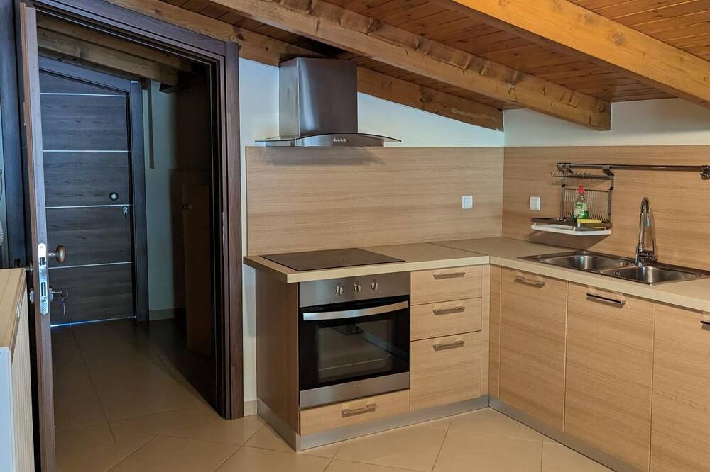 Photo of Kitchen in Kamena Vourla