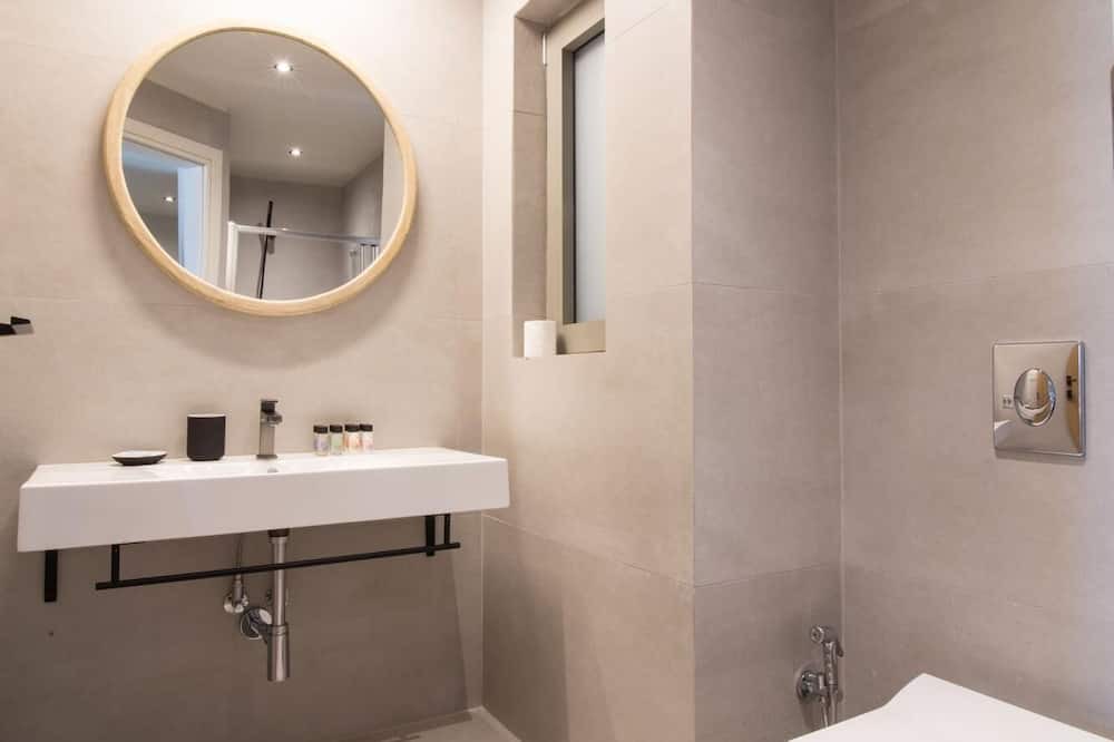 Photo of Bathroom in Episkopos