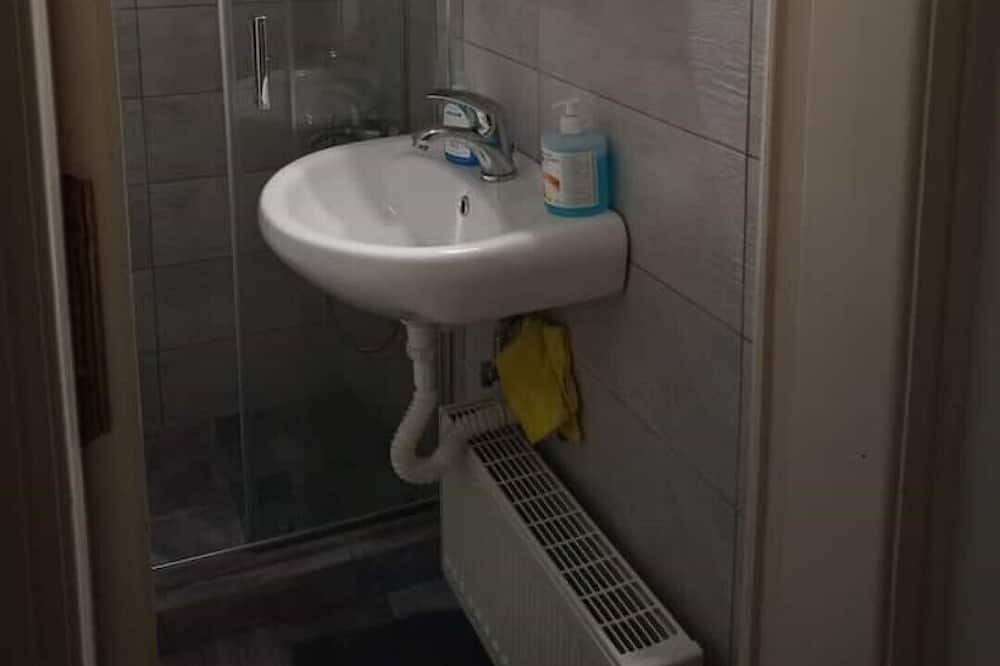 Photo of Bathroom in Papagou-Holargos