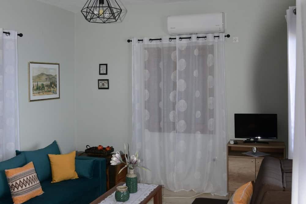 Photo of Livingroom in Sourpi