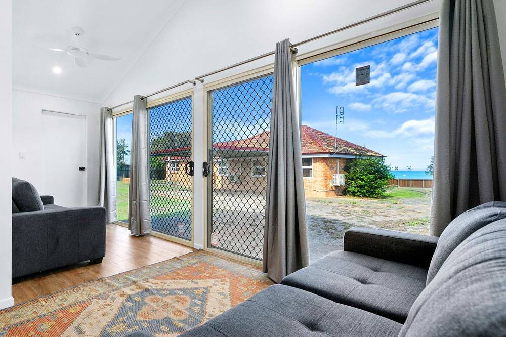 Photo of Livingroom in Point Vernon