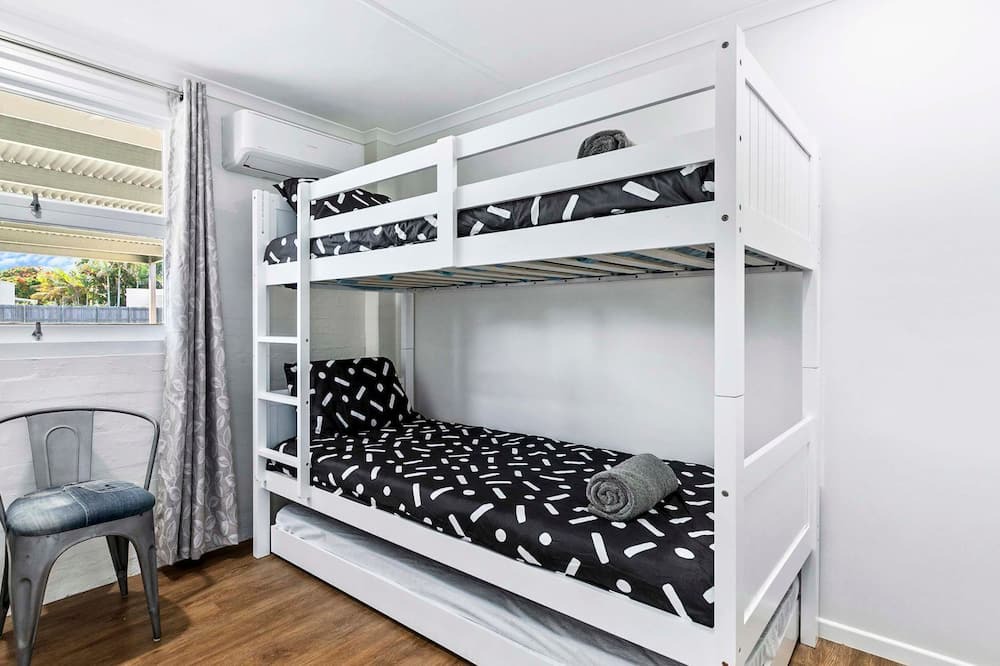 Photo of Bedroom in Point Vernon