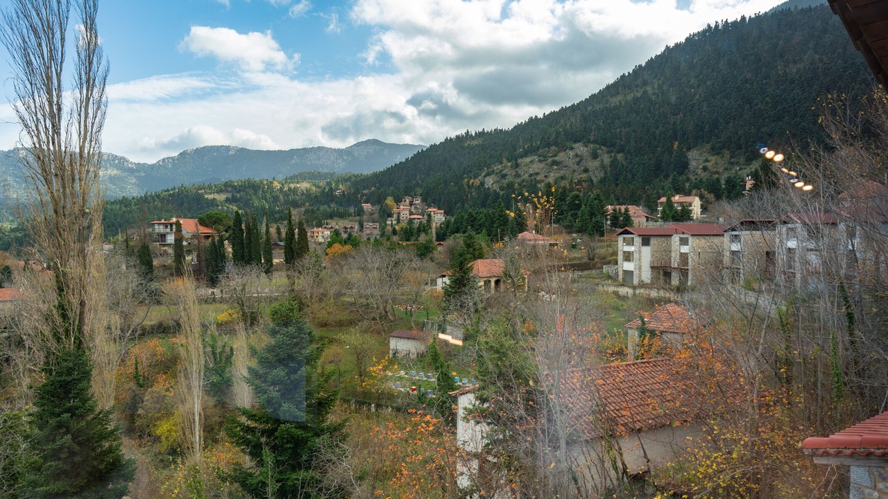 Photo of Outdoor in Eptalofos