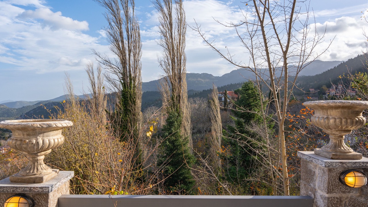 Photo of Outdoor in Eptalofos
