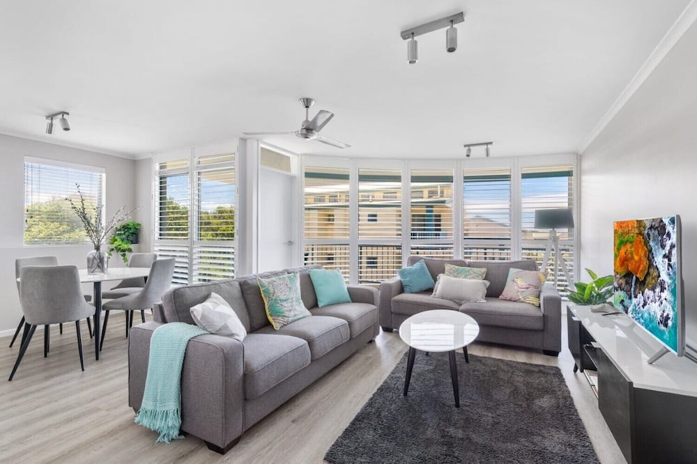 Photo of Livingroom in Castaways Beach