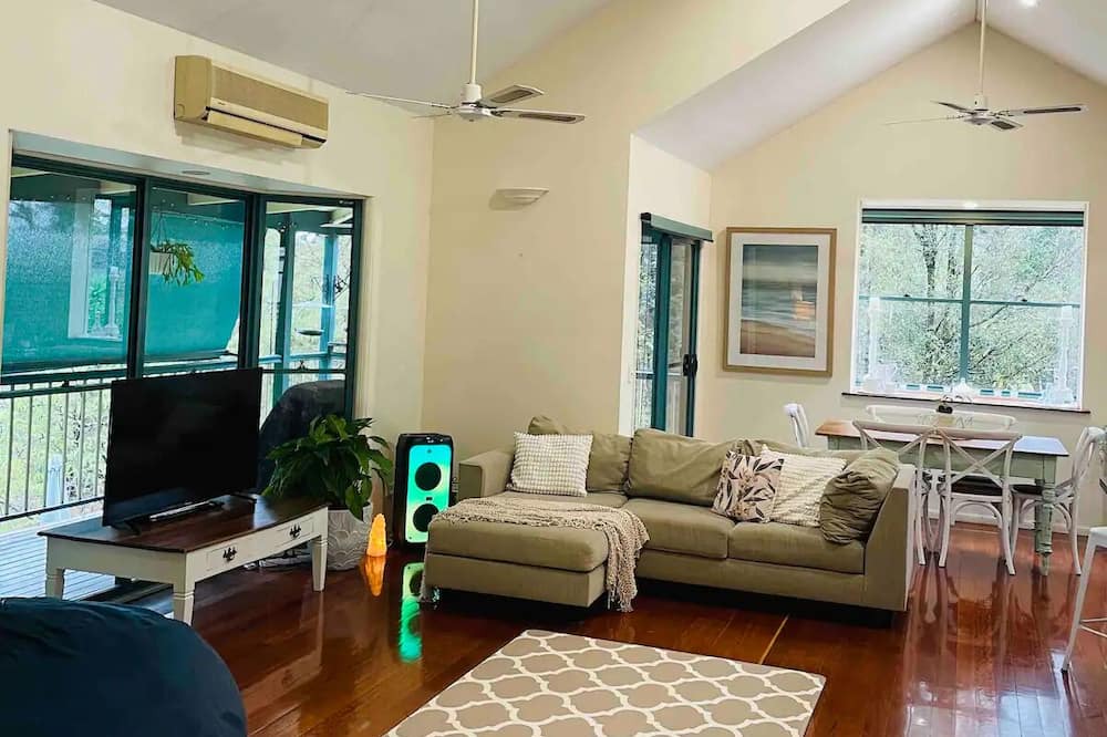 Photo of Livingroom in Parklands