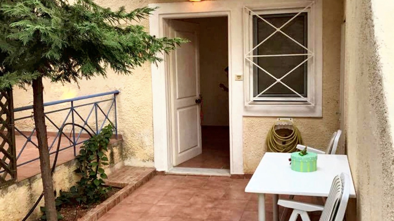 Photo of Patio Balcony in Theologos
