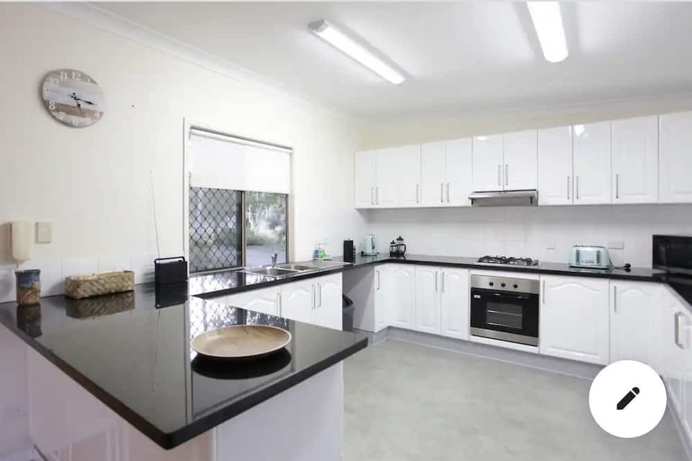 Photo of Kitchen in Thornlands
